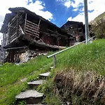 Grange De Fonville - - Valais * エヴォレーヌ